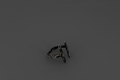 Double T Ring LevenExclusive