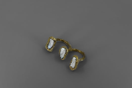 Multi Finger Pearl Ring LevenExclusive