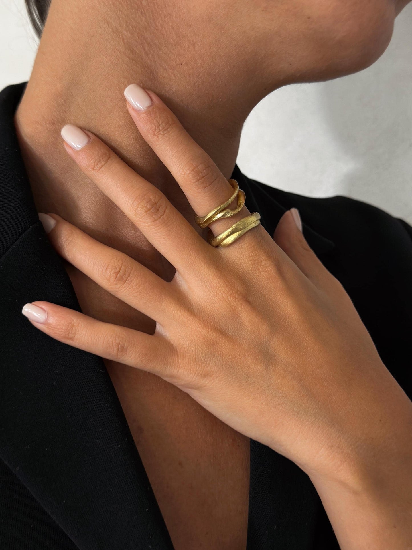 თითბერის ღია ბეჭედი